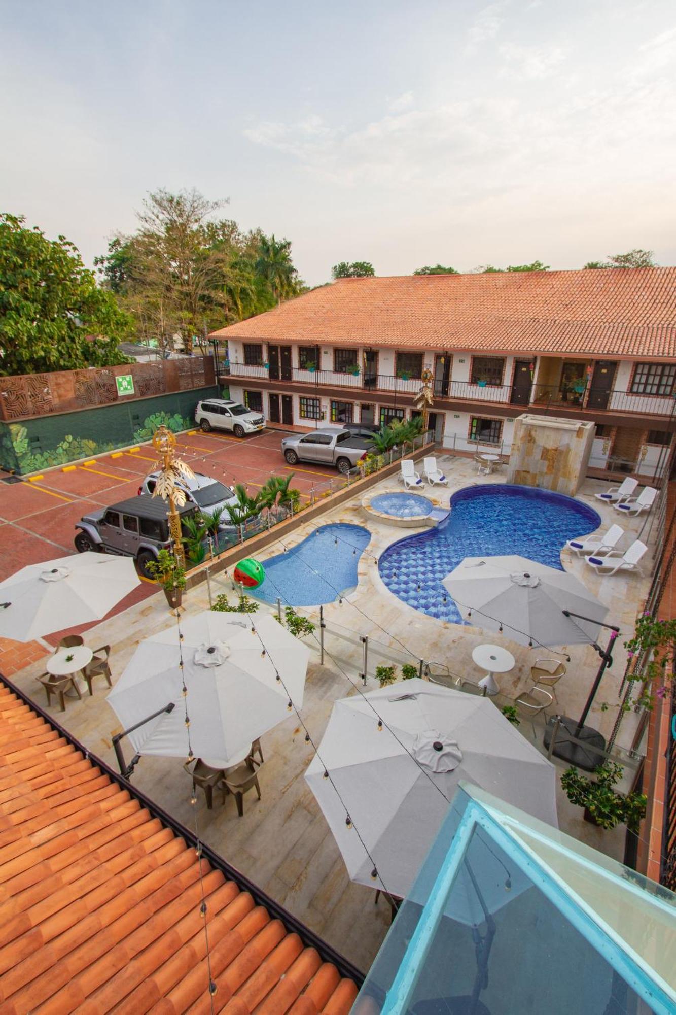 Hotel Vanguardia Natural El Cairo  ภายนอก รูปภาพ